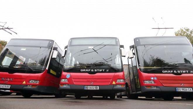 На вулицях Тернополя з’являться ще шість нових великогабаритних автобусів