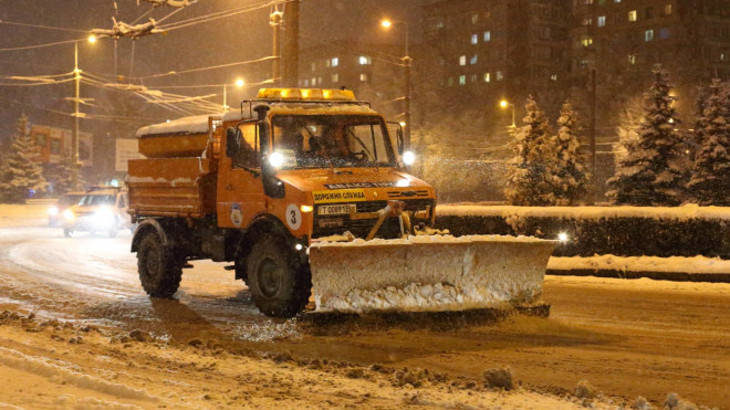 Прибирання міста взимку: хто за що відповідальний, кого питати за виконання робіт?