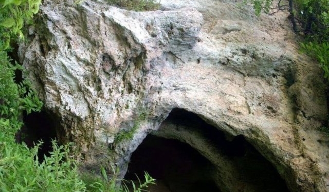 “Ще в язичницькі часи тут було святилище”: на Тернопільщині зберігся унікальний печерний храм