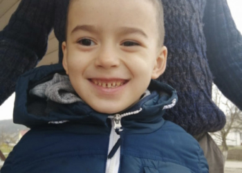 На Тернопільщині знайшли хлопчика, поліція розшукує батьків (Фото)