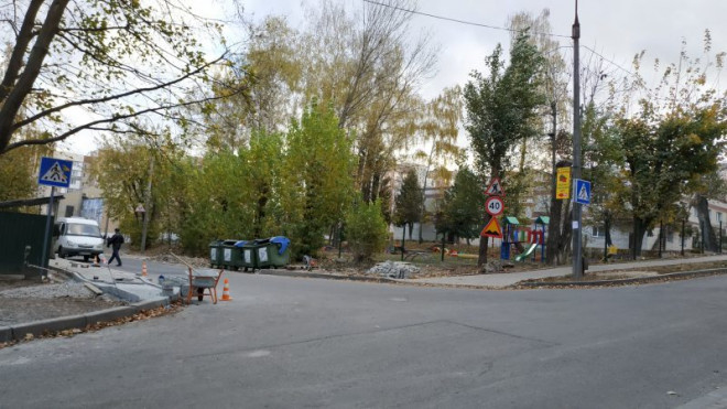 У Тернополі відремонтували ще один міжквартальний проїзд (фотофакт)