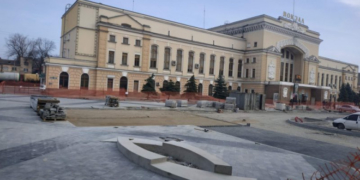 Привокзальна площа Тернополя: зміни тривають