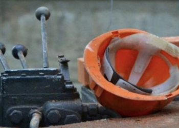 На Тернопільщині чоловік помер під тоннами цегли