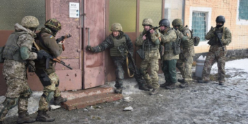 За британською програмою навчають військовослужбовцівТернопільської артилерійської бригади