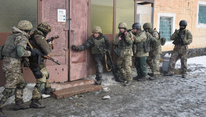 За британською програмою навчають військовослужбовцівТернопільської артилерійської бригади