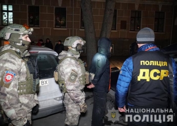 Наркоторговці, яких затримали в Тернополі, – під вартою