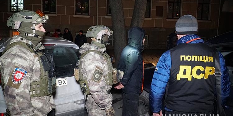 Наркоторговці, яких затримали в Тернополі, – під вартою