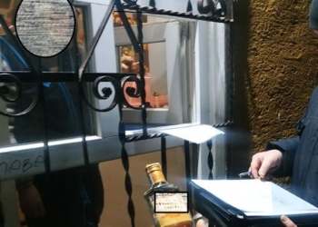 Тернопільська муніципальна поліція проводить нічні рейди закладами щодо продажу алкоголю у нічний час