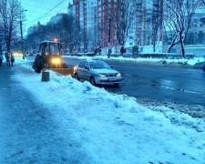 Комфортна зима: у Тернополі вулиці активно розчищають від снігу