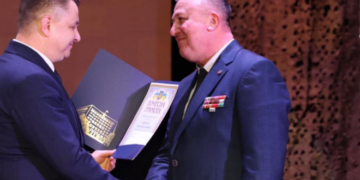 «Ви – взірець героїзму», – Віктор Овчарук вручив відзнаки афганцям Тернопільщини