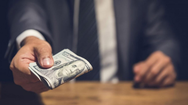 На Тернопільщині затримали поліцейського, який вимагав хабар