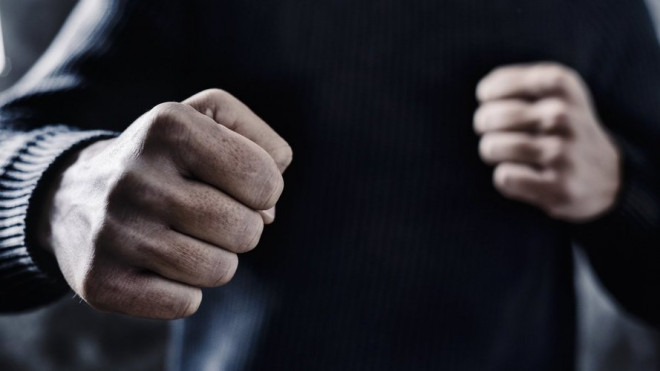 Через зауваження побив: у Тернополі знайшли молодика, який побив працівницю ринку