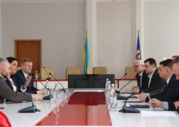 Віктор Овчарук: Для медицини Тернопільщини важливо забезпечити усі заклади краю рівними технічними умовами для надання якісної медичної послуги