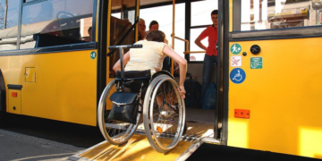 Переваги великих низькопідлогових автобусів
