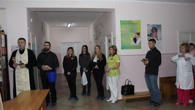 Добра багато не буває: волонтери з Карітас Тернопіль відвідали дитячу обласну лікарню