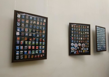 У Збаражі на Тернопільщині діє унікальна виставка значків і медалей рідного краю