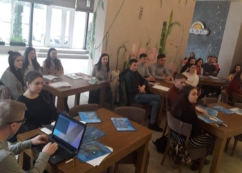 У Тернополі молодь вчили співпрацювати з владою (Фото)