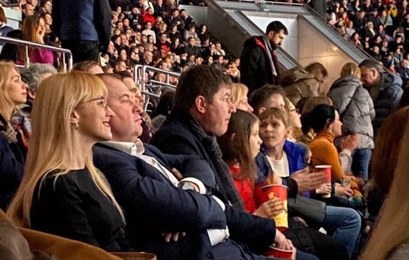 Скандальний Гладковський зводив свою тернопільську коханку в цирк