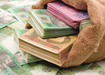 У Тернополі за одну ніч зловмисник викрав готівку з семи водоматів