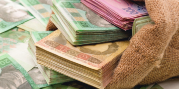 У Тернополі за одну ніч зловмисник викрав готівку з семи водоматів