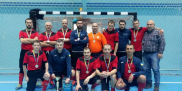 Команда Тернопільської міської ради – срібний призер турніру з футзалу серед працівників міських рад