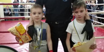 Відкритий чемпіонат Тернополя з кікбоксингу був багатим на учасників, медалі, та підтримку «Опілля»