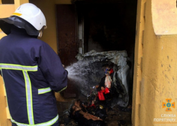 Культура поведінки: недобросовісні тернополяни нищать контейнери для відходів