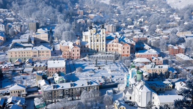 Зимовий Кременець з висоти пташиного лету (Відео)