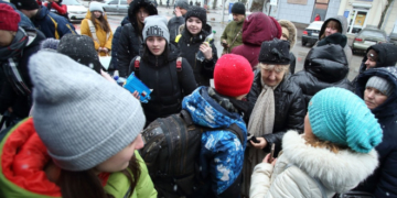 Тернопільських школярів відправилися на відпочинок у Карпати