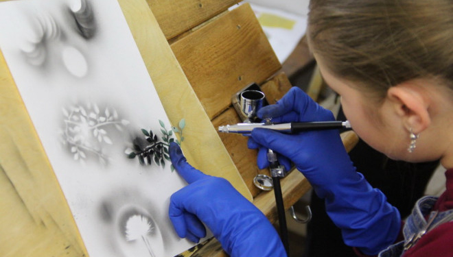 На Тернопільщині відкрили мистецьку студію аерографії