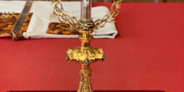 У Тернопіль прибуде унікальна реліквія Тернового Вінка  Ісуса Христа