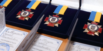 Тернопільські капелани військовослужбовців та ветерани Афганістану  отримали почесні відзнаки