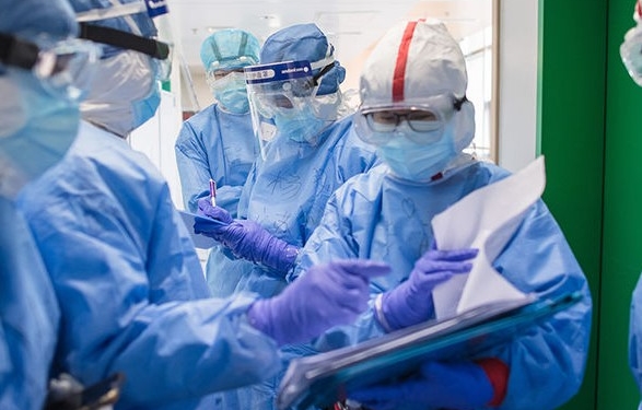 У Тернополі без вихідних дезінфікують дороги та зупинки