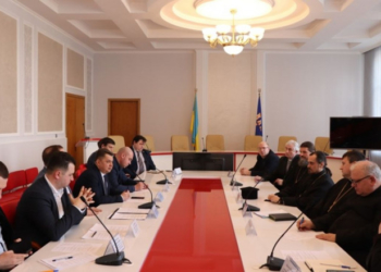 На засіданні ради церков Тернопільщини обговорили, як мінімізувати ризики поширення коронавірусної інфекції