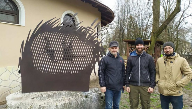 У парку на Тернопільщині встановили унікальну “живу” скульптуру