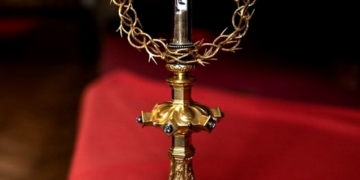 Змінено дату прощі Реліквії Тернового Вінка Ісуса Христа на Тернопільщину