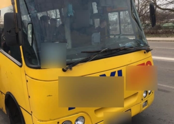 Перші оштрафовані: у Тернополі патрульні продовжують перевіряти перевізників