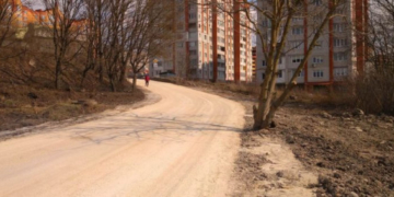 У Тернополі відкрили резервний проїзд через ремонт Гаївського мосту
