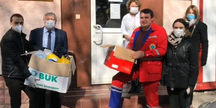 У боротьбі із вірусом небайдужі тернополяни мобілізувалися