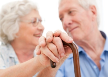 Не байдужі тернополяни домомогли знайти дім 90-річній бабусі