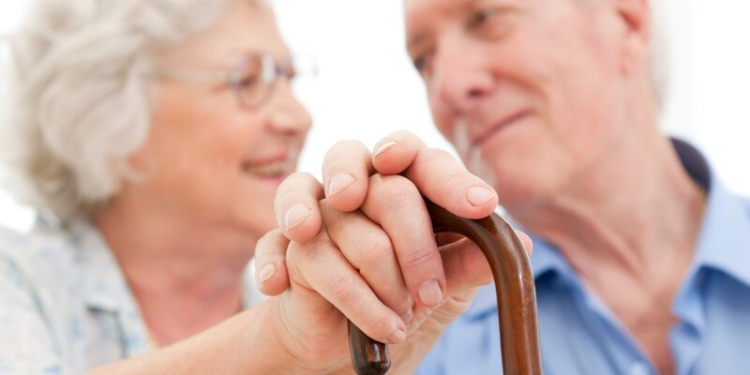 Не байдужі тернополяни домомогли знайти дім 90-річній бабусі