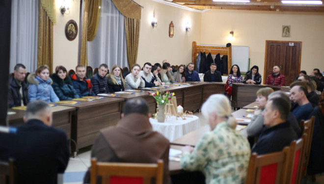 На Тернопільщині продовжують організовувати подружні зустрічі