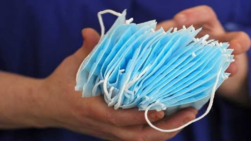 Тернополянам варто знати: медичні маски і чи потрібно їх носити