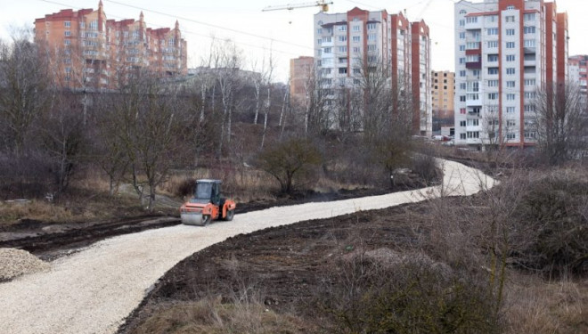 У Тернополі розпочалися роботи із облаштування резервного проїзду на час перекриття Гаївського моста