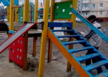 У Тернополі працівники обслуговуючих підприємств продовжують облаштовувати благоустрій міста