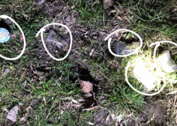 У Тернопільському парку нацгварційці затримали групу молодих людей із маріхуаною