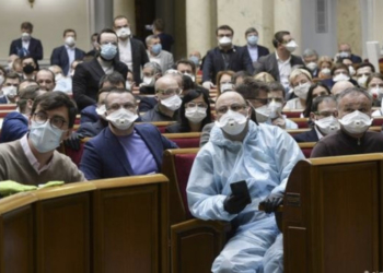 Нардепи подбали про себе, але забули про людей