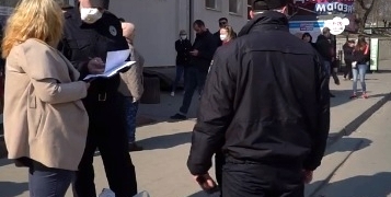 Відповідальні тернополяни повідомляють про порушення карантинних заходів на спецлінію 102