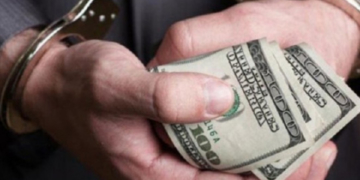 На Тернопільщині посадовець “погорів” на хабарі