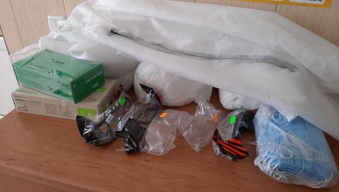 На Тернопільщині пацієнтам з коронавірусом вдягають пакет на голову (Відео)